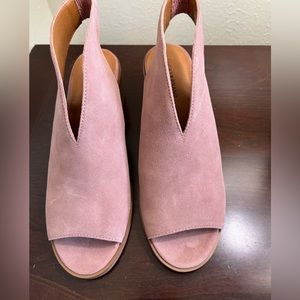 Beautiful summer shoes